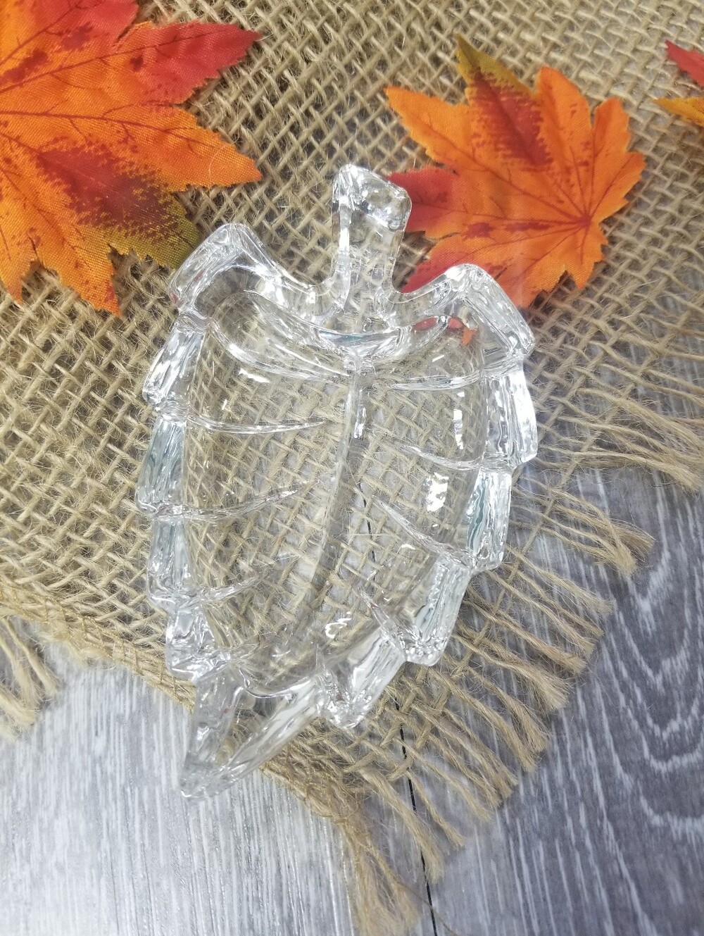 Vintage Crystal Leaf Trinket Dish - Picture 4 of 6